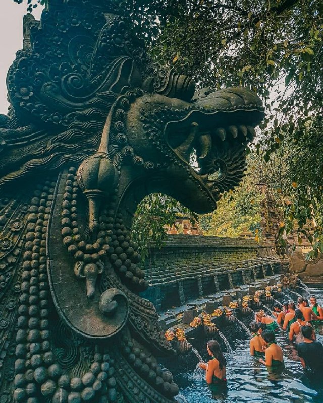 Tirta Empul Bali