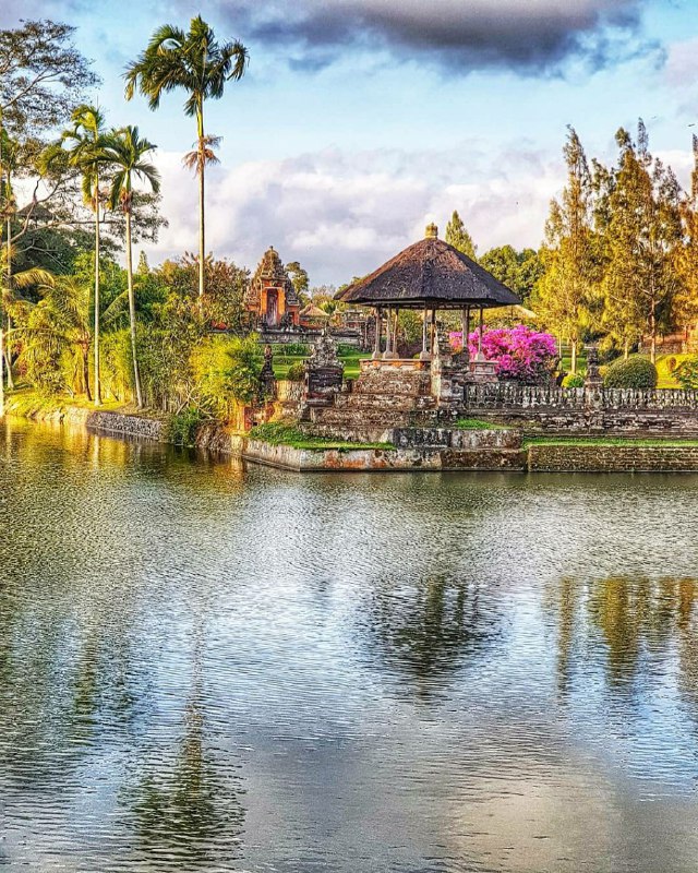 Pura Taman Ayun Bali