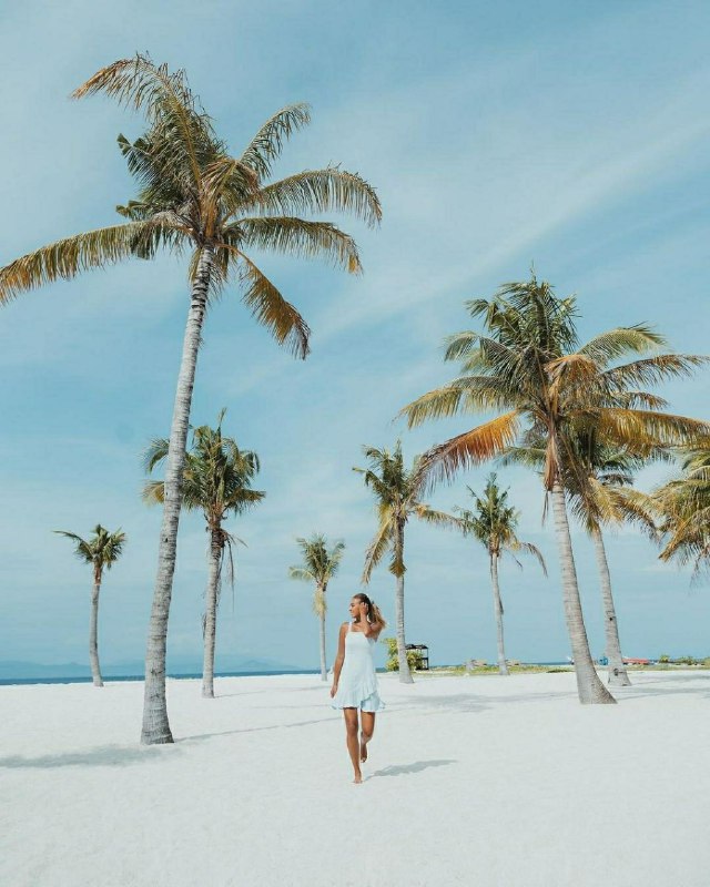 Mahagiri Beach Nusa Lembongan Bali