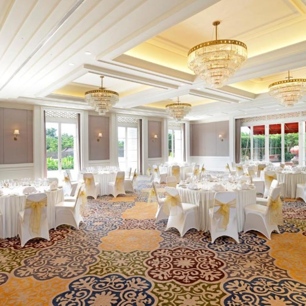 Round Table for Incentive Dinner in Bali